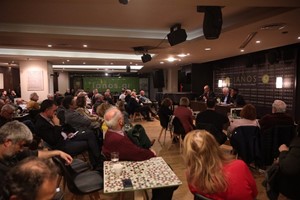 Επεισόδια σε εκδήλωση για τα Τέμπη που έγινε στην Αθήνα